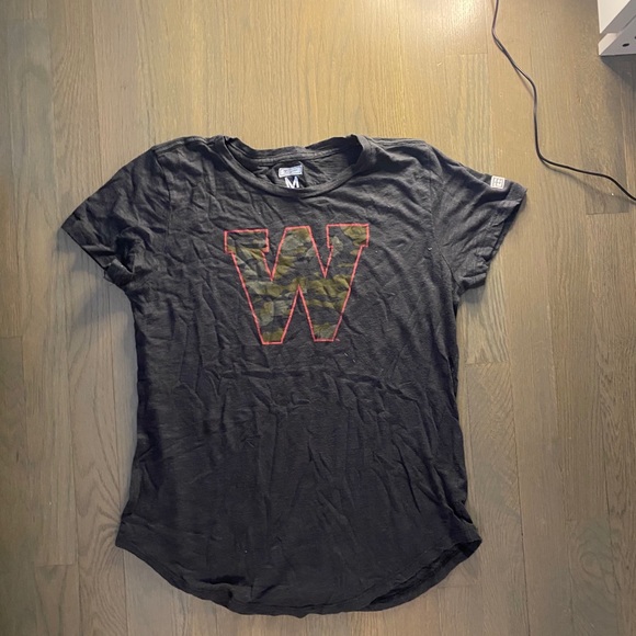 Wisconsin W t shirt - Picture 1 of 3